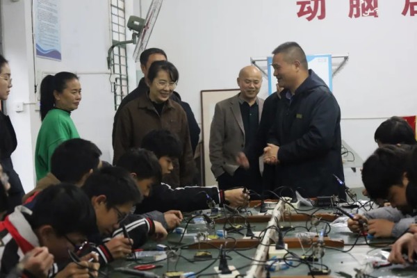 常德新德才職業(yè)學校,常德新德才,常德招生就業(yè),電子商務專業(yè)學校,專業(yè)學校報考哪里好